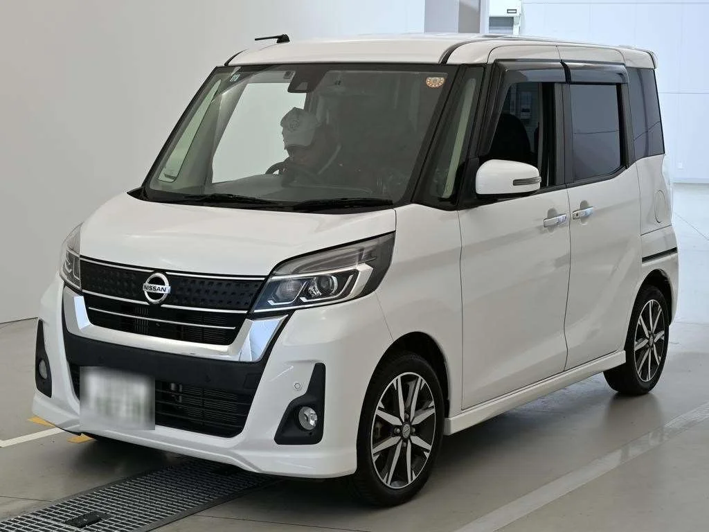 Nissan Dayz Roox B21A 2019
